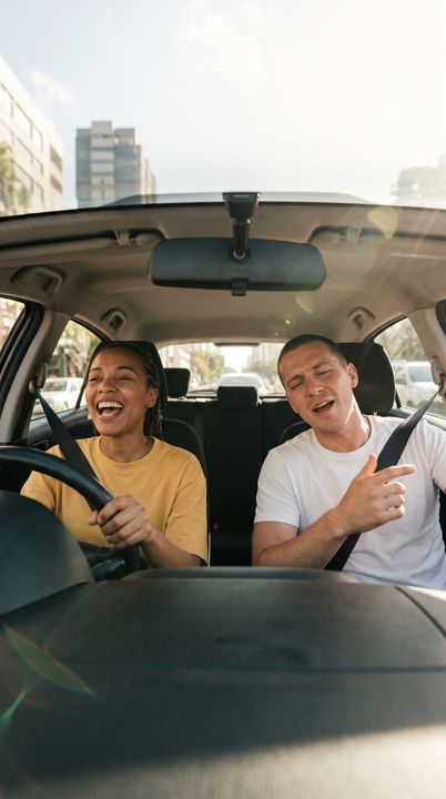 AI car singing video: AI-generated sample scene with fictional characters